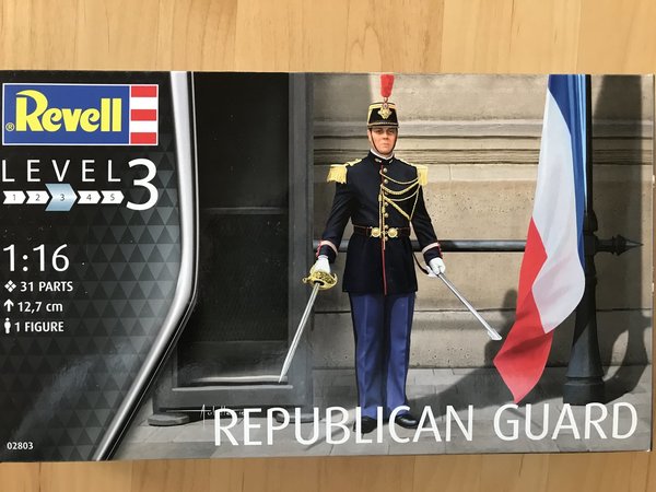 Revell Republican Guard 1:16 02803