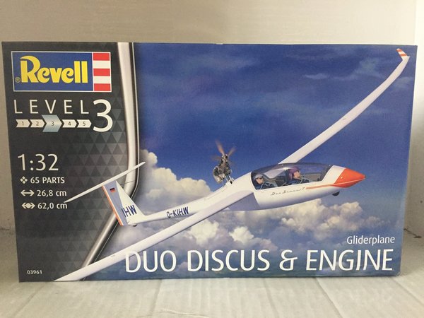 Revell Gliderplane DUO DISCUS & engine 1:32 03961
