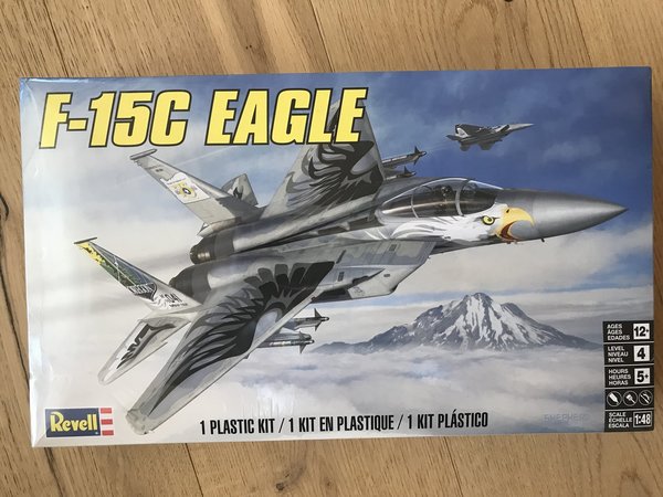 Revell US 1/48 F-15C Eagle Plastic Model Kit 85-5870