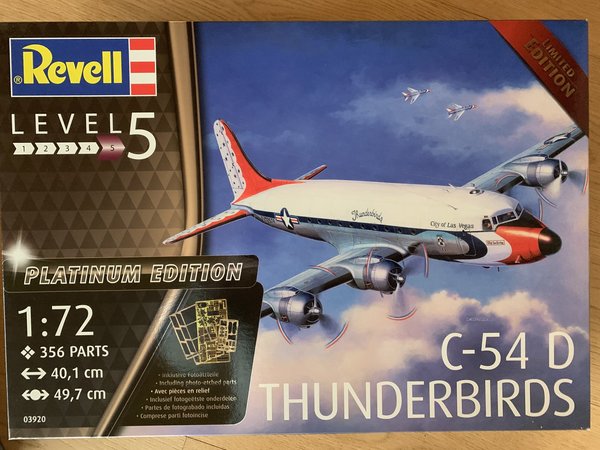 Revell C-54D Thunderbirds Platinum Edition 1:72 03920