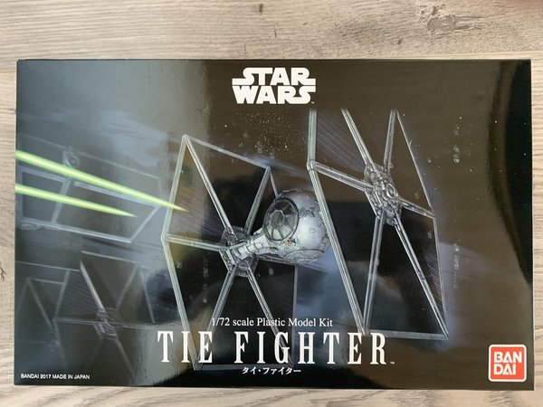 Revell BanDai TIE Fighter 1:72 01201