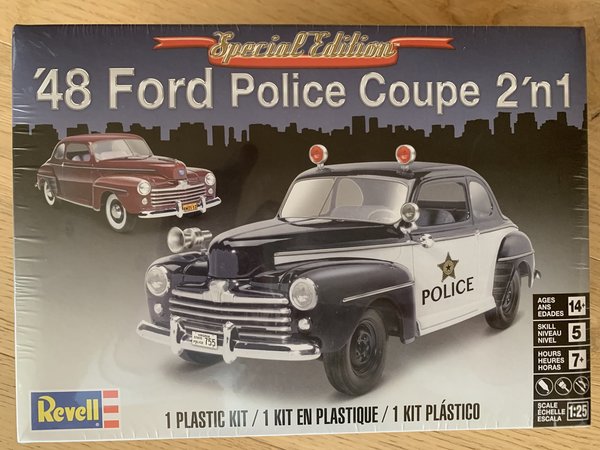 Revell US ´48 Ford Police Coupe 2´n1 1:25 85-4318