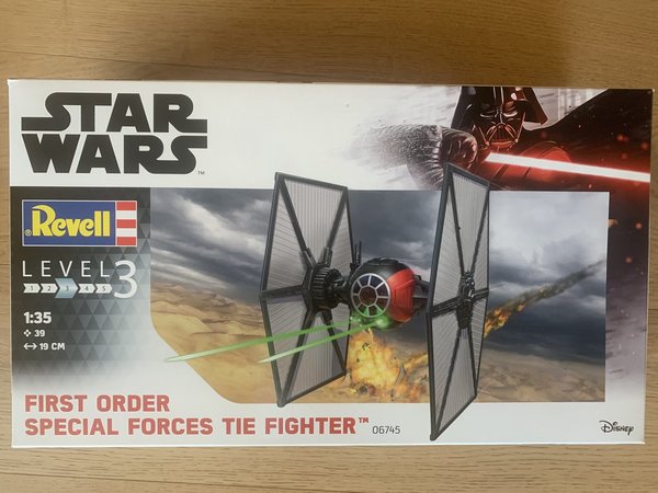 Revell Star Wars Special Forces TIE Fighter 1:35 06745