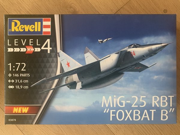 Revell MiG-25 RBT "FOXBAT B" 1:72 03878