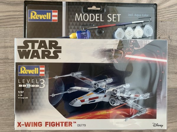 Revell Star Wars Model Set X-wing Fighter 1:57 66779