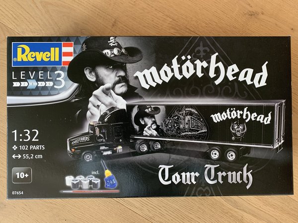 Revell Tour Truck "Motörhead" 1:32 07654