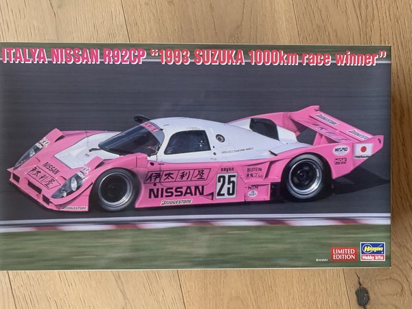 Hasegawa 1/24 Italya Nissan R92CP, 1993 Suzuka 1000 km race winner 620474 20474