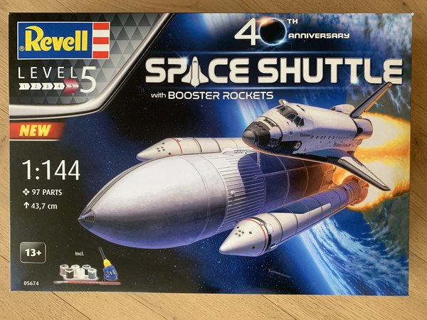 Revell Geschenkset Space Shuttle& Booster Rockets, 40th. 1:144 05674