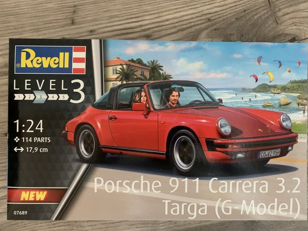 Revell Porsche 911 G Model Targa 1:24 07689