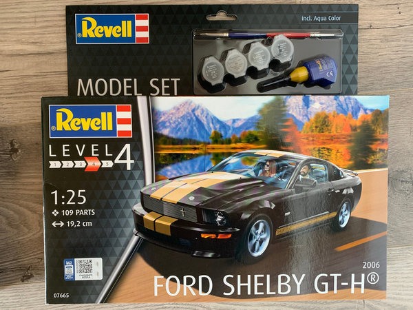 Revell Model Set 2006 Ford Shelby GT-H 1:25 67665 07665