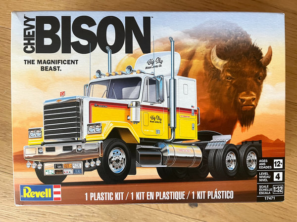 Revell US '78 Chevy® BisonT 1:32 85-7471 17471