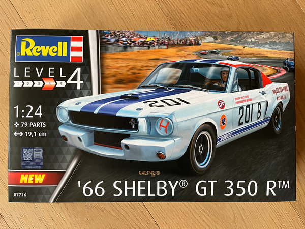 Revell 1966 Shelby GT 350 R 1:24 07716